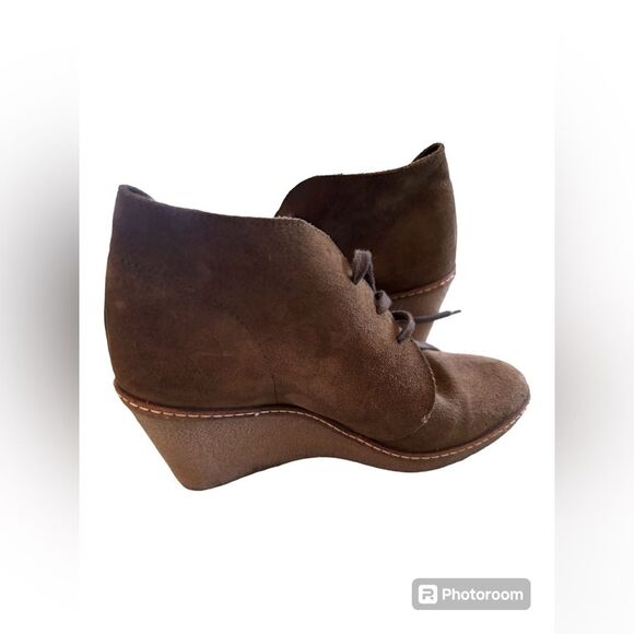 J. Crew MacAlister Wedge Boots, Size 5 – Italian Suede. Inspired by history! - Picture 5 of 10